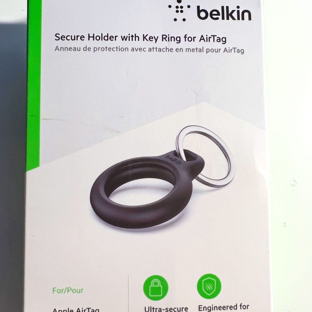 Belkin Secure Holder with Key Ring for Apple AirTag – Black
